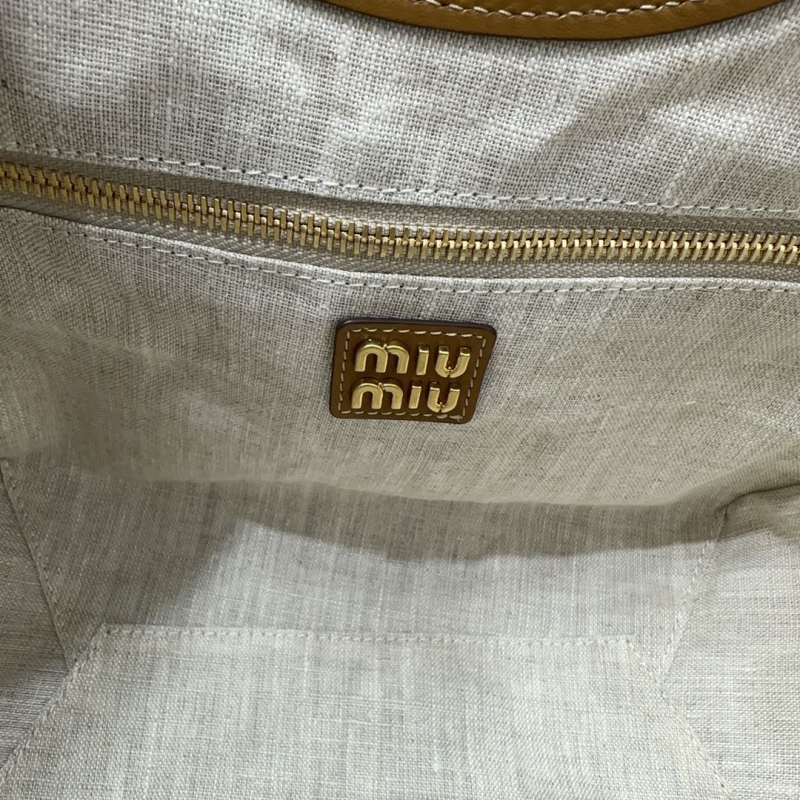 Miu Miu Tote Bags